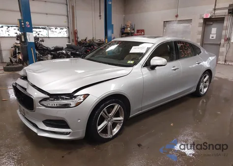 2017 Volvo S90 T5 Momentum z USA, uszkodzony, nr VIN YV1102AK4H1006867